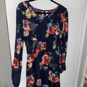 Navy Dress with Flowers 🌺 🌸